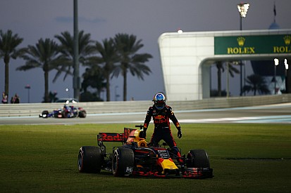 Horner: Red Bull'un yarış tamamlama oranı iyi değildi
