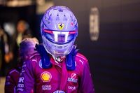 Cómo un Hamilton frustrado está convirtiéndose en un problema para Ferrari F1