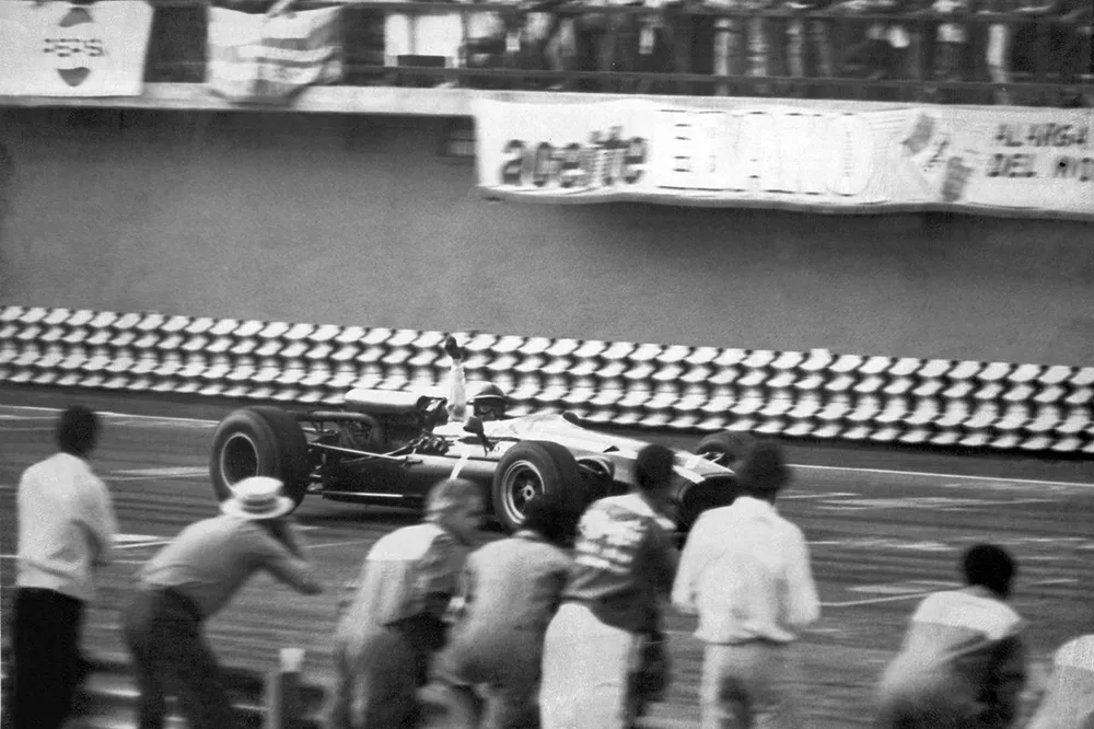 John Surtees, Cooper