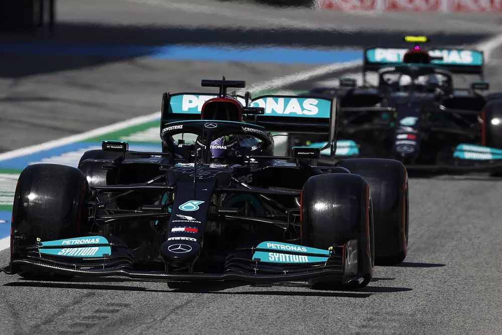 Lewis Hamilton, Mercedes W12, Valtteri Bottas, Mercedes W12