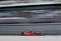 Vettel supera a Verstappen por un suspiro en los primeros libres de Rusia