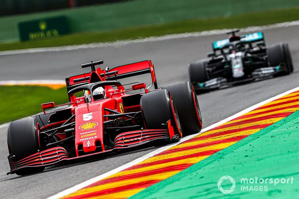 Sebastian Vettel, Ferrari SF1000, Lewis Hamilton, Mercedes F1 W11