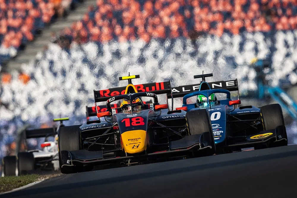 Isack Hadjar, Hitech GP