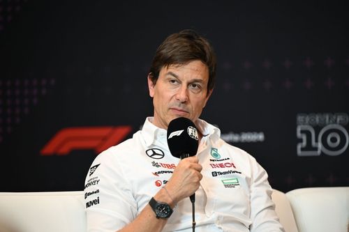 Wolff potwierdził rozmowy z Verstappenem