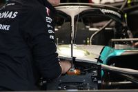 El misterio tras el cambio del panel del morro de Mercedes F1