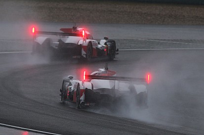 Opinion - Pluie d'infos à Shanghai