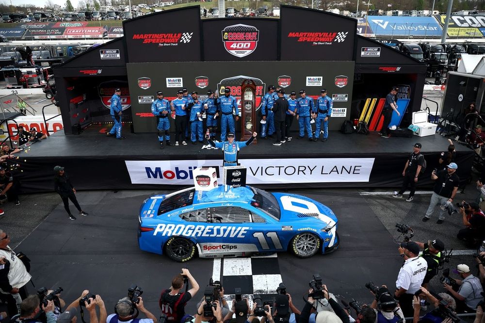 Denny Hamlin, Joe Gibbs Racing Toyota