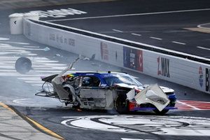 VIDEO: Un violento accidente oblig&oacute; a detener la carrera de NASCAR Xfinity en Bristol