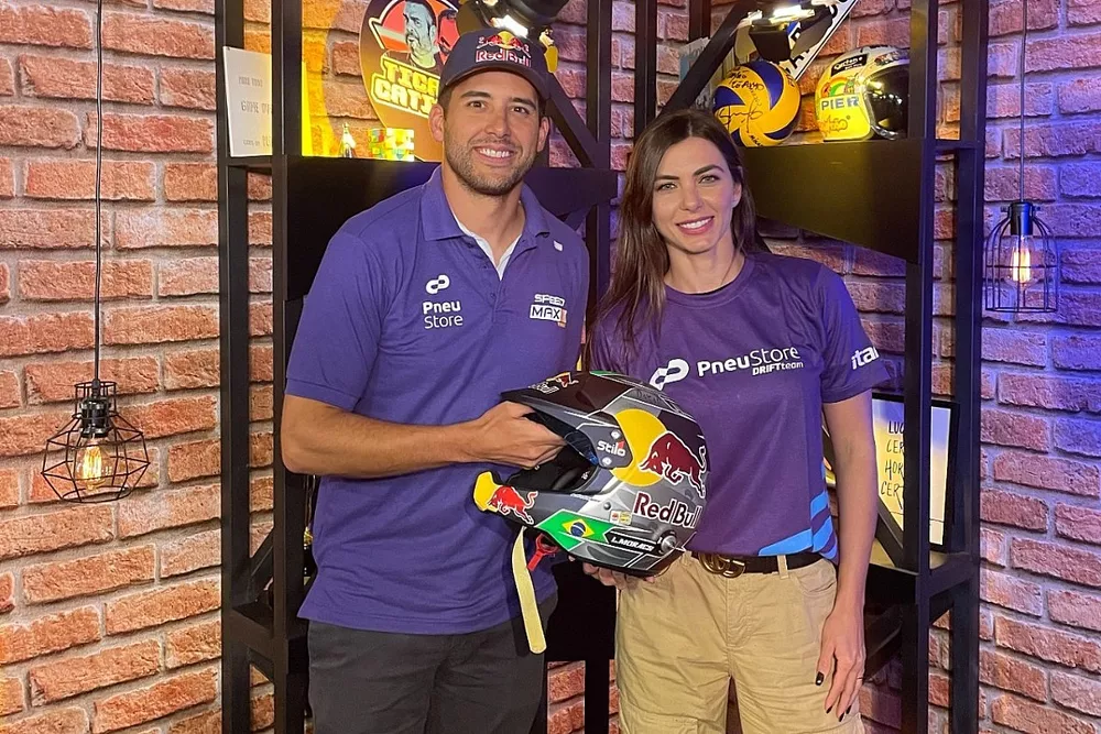 Leticia Datena e Lucas Moraes