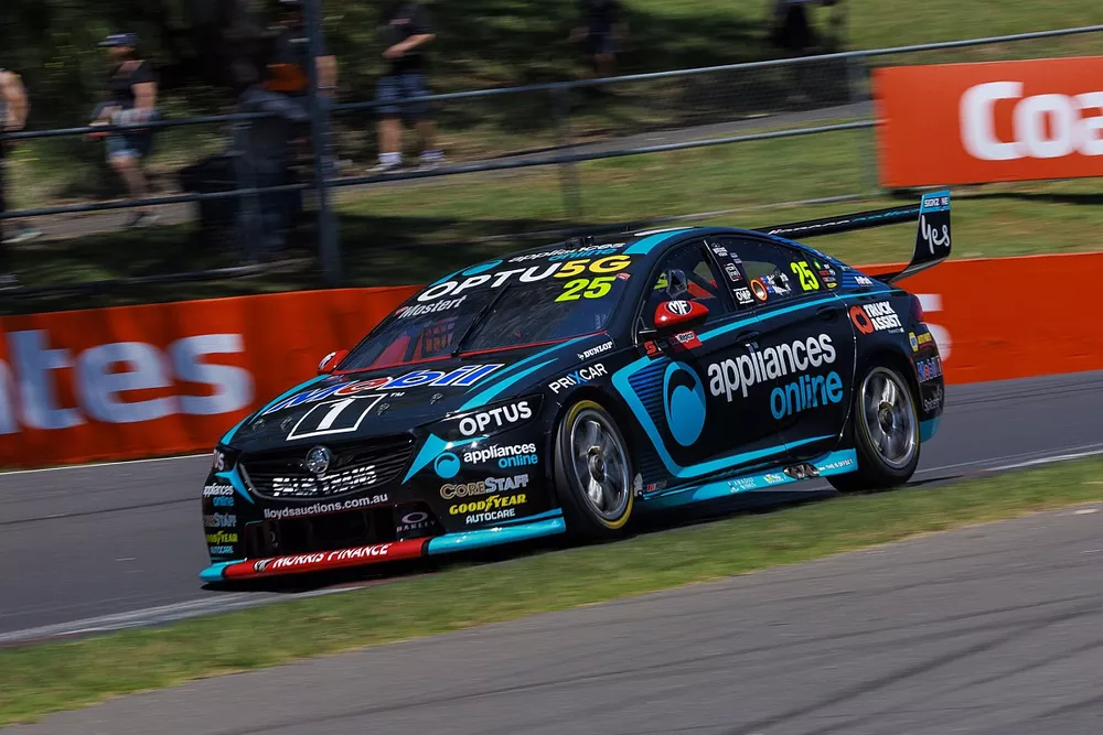Chaz Mostert, Lee Holdsworth, Walkinshaw Andretti United Holden Commodore