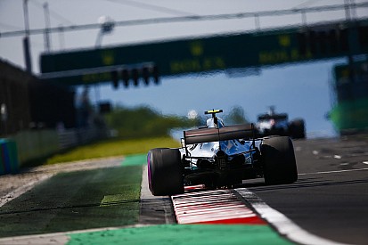 A Mercedes motort cserélt, Bottas a rajtrács végéről rajtol Spában