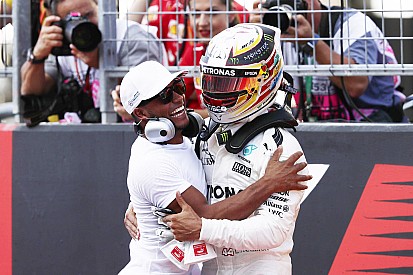 Nicolas Hamilton: Lewis'in başardığı şeyler inanılmaz