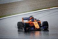 Alonso se lleva todo el protagonismo en una jornada fallida de test