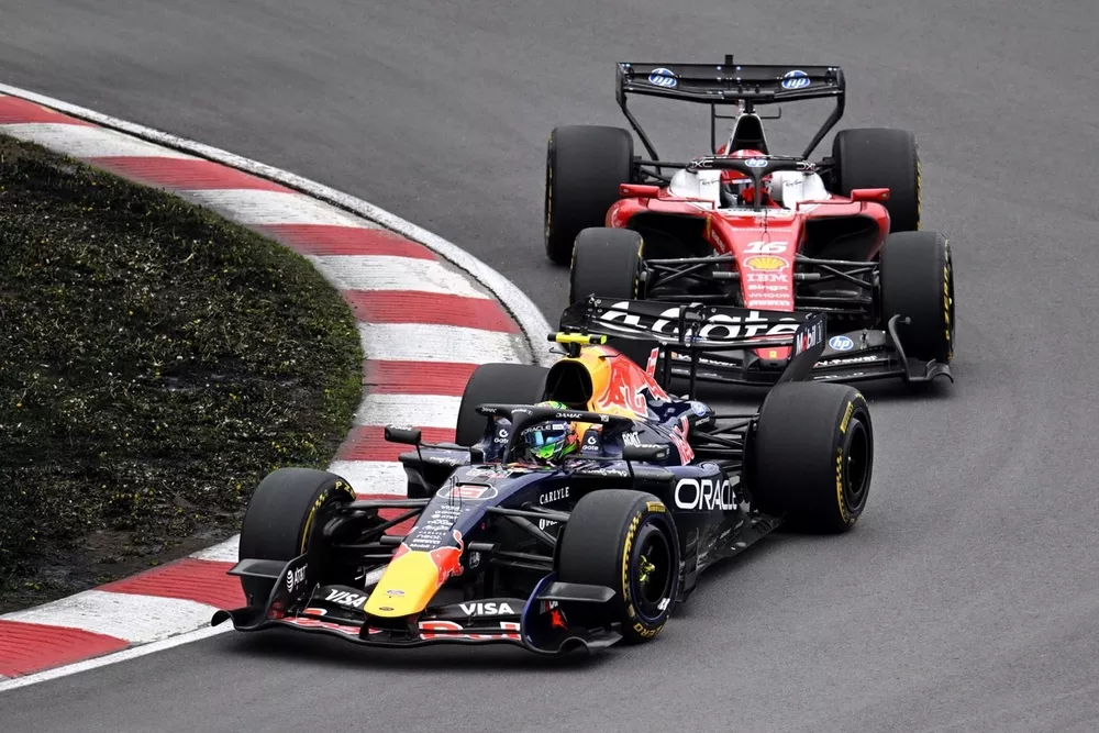 Charles Leclerc, Ferrari, Isack Hadjar, Red Bull Racing