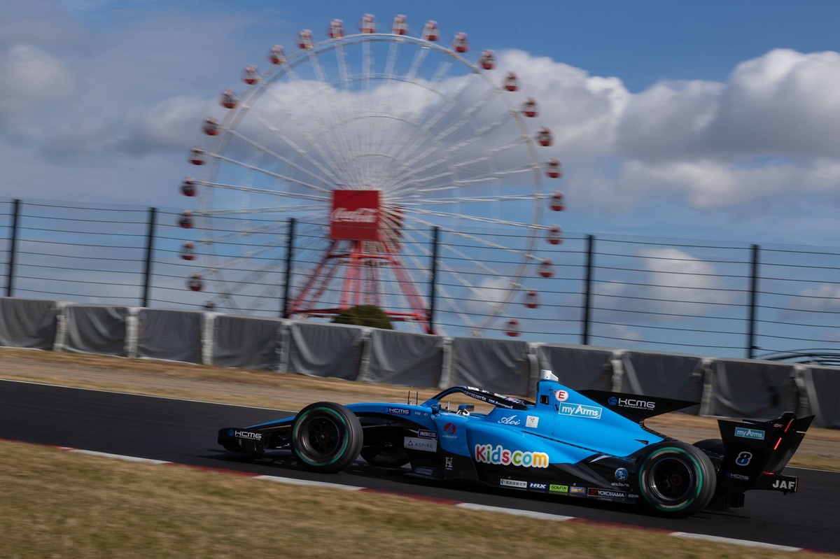 フラガがトップタイム。WRC王者ロバンペラは7秒落ちタイムで初走行