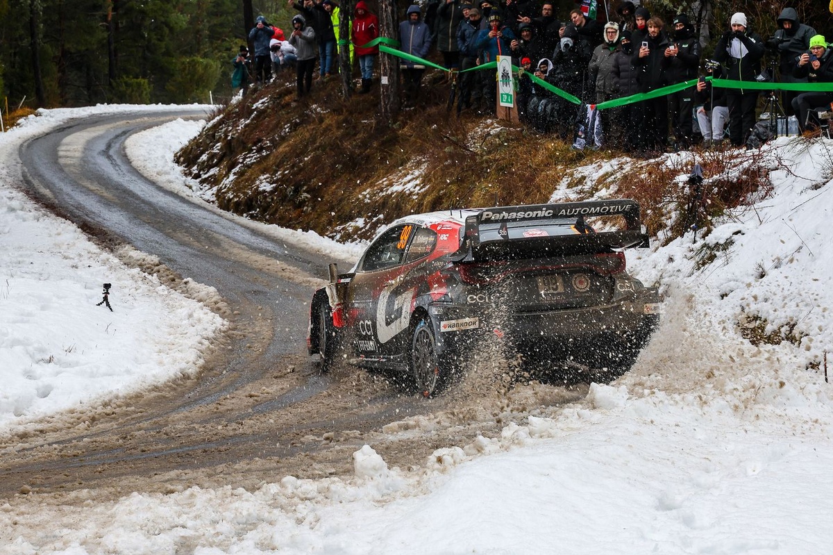 WRC Monte Carlo: Oliver Solberg in control, as Elfyn Evans holds off Sebastien Ogier