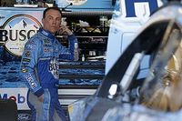 Harvick manda en la última práctica en Phoenix y Suárez en 24°