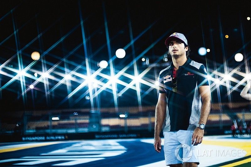 Carlos Sainz, Scuderia Toro Rosso