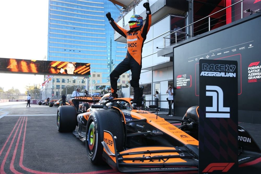 Oscar Piastri, McLaren F1 Team, 1st position, celebrates on arrival in Parc Ferme