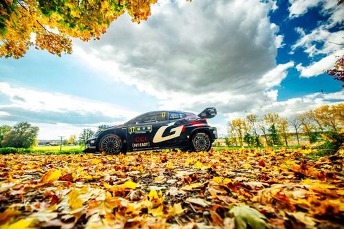 WRC Europa Central: Ogier lidera por la mínima ante Rovanpera; Cachón, líder en WRC2