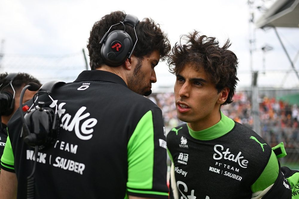 Gabriel Bortoleto, el Novato Favorito para un Asiento en Cadillac F1, Según James Hinchcliffe