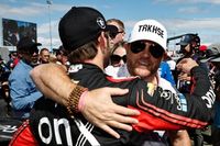 El dueño de Trackhouse elogia a Daniel Suárez, pero "era hora de pasar página"