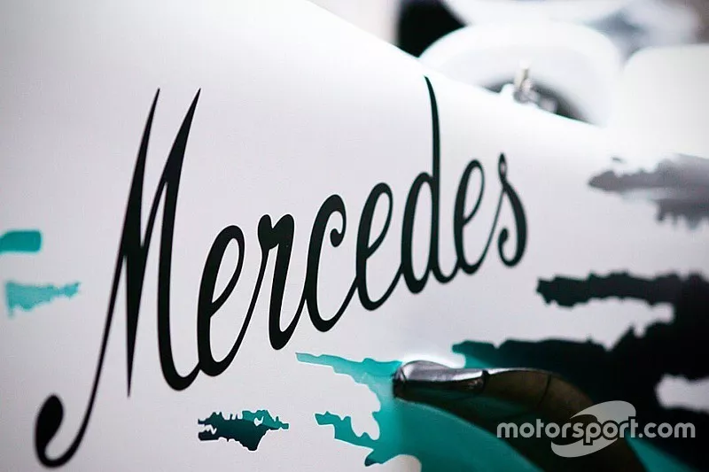 Decoraci&oacute;n especial del Mercedes AMG F1 W10