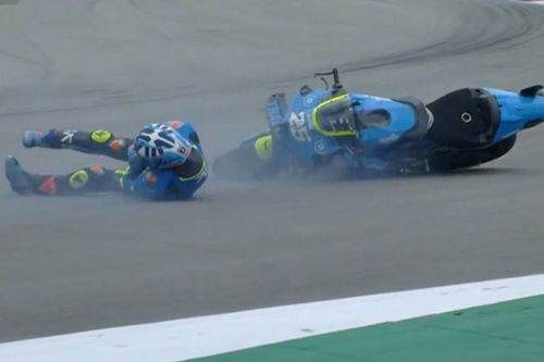 V&iacute;deo: &iexcl;bandera roja por la ca&iacute;da de Ra&uacute;l Fern&aacute;ndez!