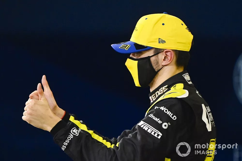 Esteban Ocon, Renault F1, 2&deg;posto, con Lance Stroll, Racing Point, 3&deg;posto, nel Parc Ferme
