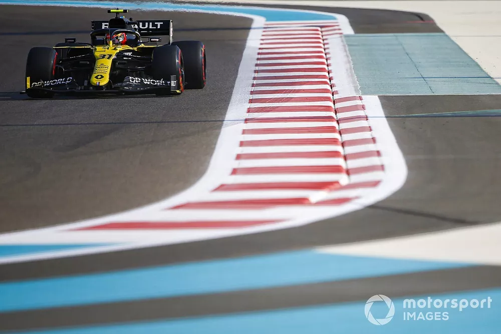 Esteban Ocon, Renault F1 Team R.S.20