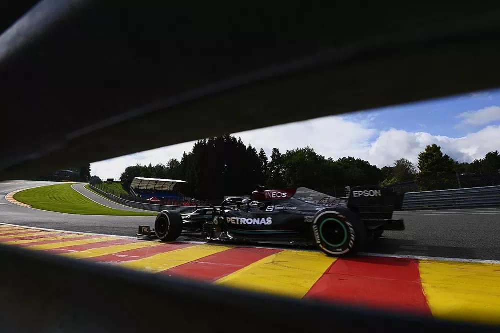 Lewis Hamilton, Mercedes W12