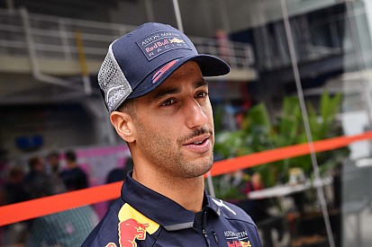 Ricciardo: "Le rotture e i pensieri sul contratto mi hanno fatto perdere il sonno nel 2018"