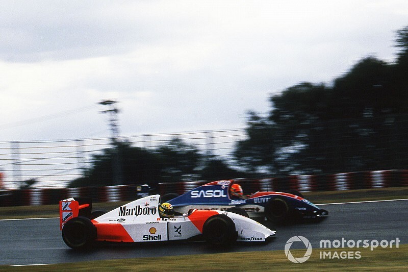Irvine lembra soco de Senna: “tentou fazer parecer que era minha culpa”