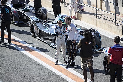 A Formula E egy izgalmas startup, mely alternatíva az F1-ből kimaradt versenyzőknek