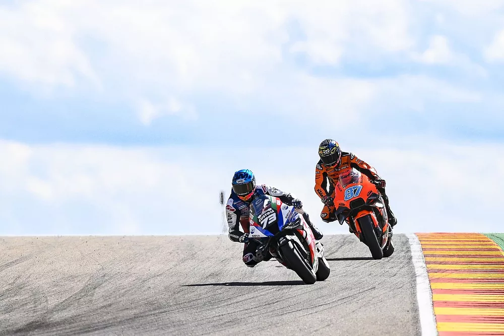 Alex Marquez, Team LCR Honda, et Remy Gardner, KTM Tech3