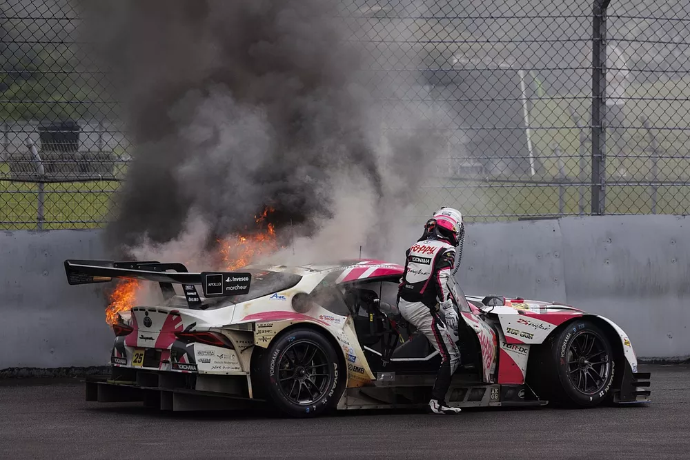 #25 HOPPY Schatz GR Supra GT