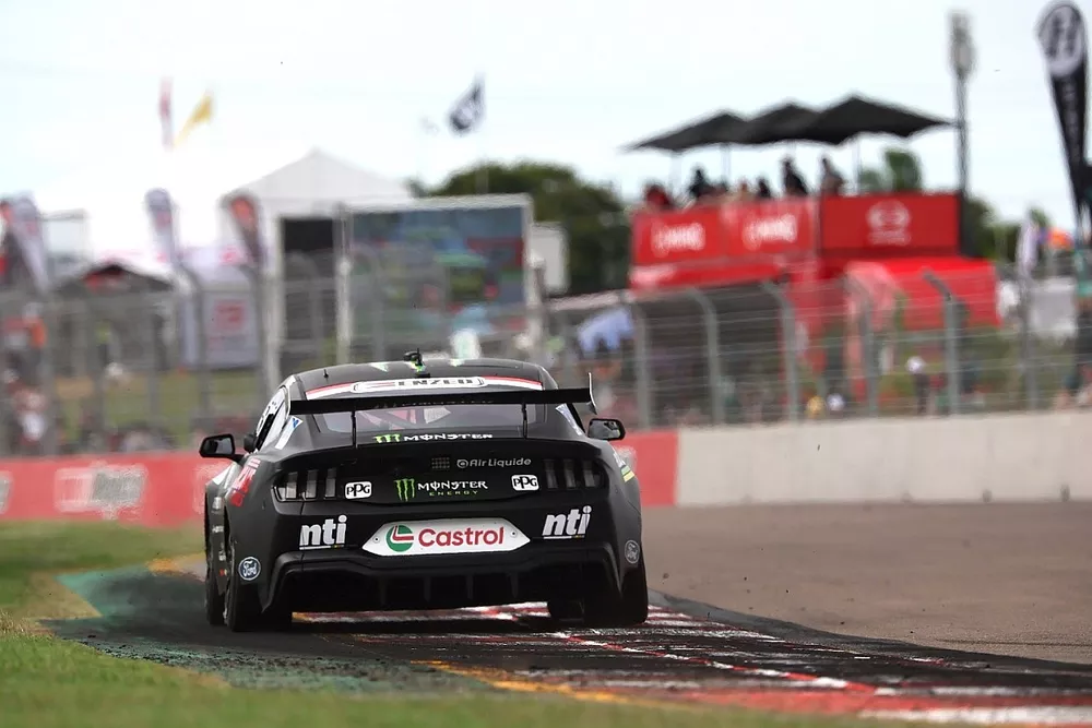 Cam Waters, Tickford Ford Mustang