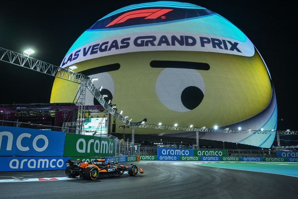 Oscar Piastri, McLaren MCL38