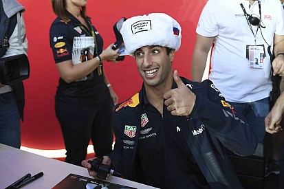 Ricciardo stabilabb versenyzőnek tartja Hamiltont Vettelnél, aki nem bírja a nyomást?