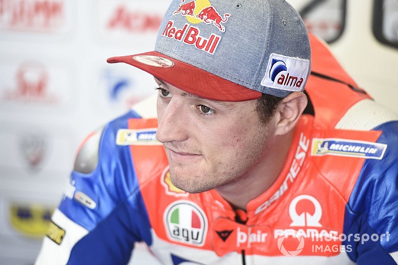 Дебютант MotoGP зробив із Міллера та Кратчлоу бовдурів