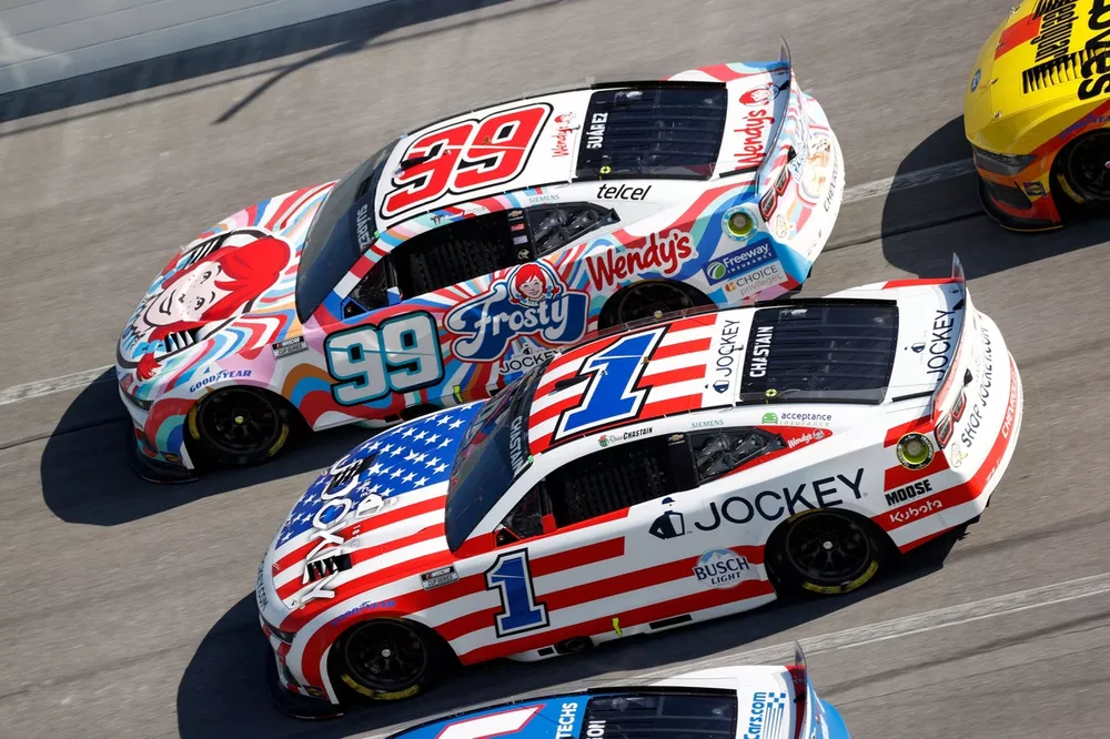 Ross Chastain, Trackhouse Racing Chevrolet, Daniel Suarez, Trackhouse Racing Chevrolet