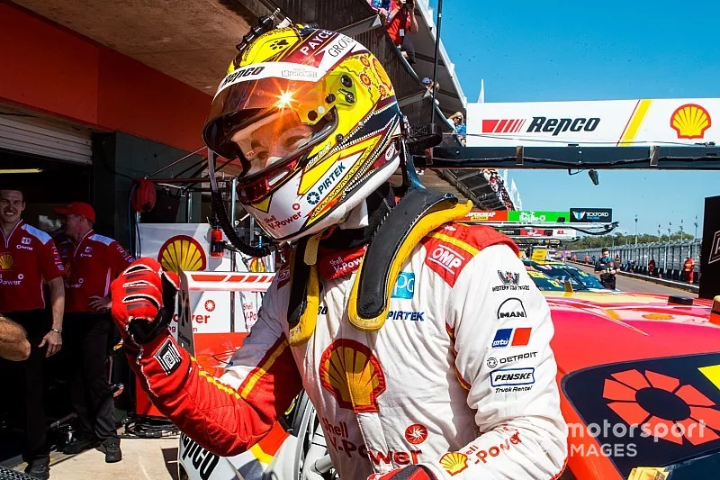 Pole sitter Scott McLaughlin, DJR Team Penske Ford