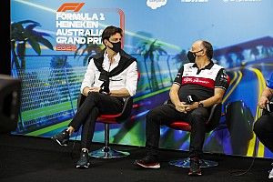 Vasseur: La amistad con Wolff no perjudicará a Ferrari F1
