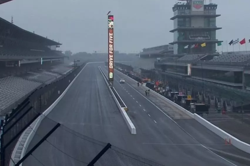 IndyCar mal tiempo