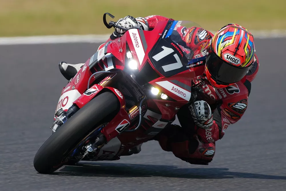 #17 Astemo Honda Dream SI Racing 羽田太河