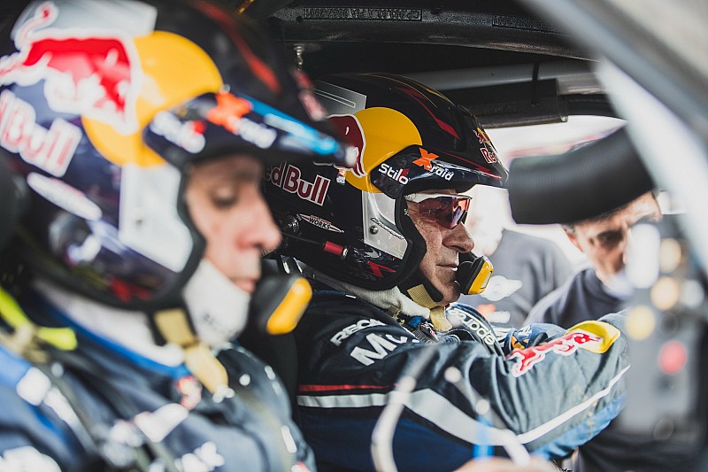 Sainz, contento a pesar de “un día movidito”
