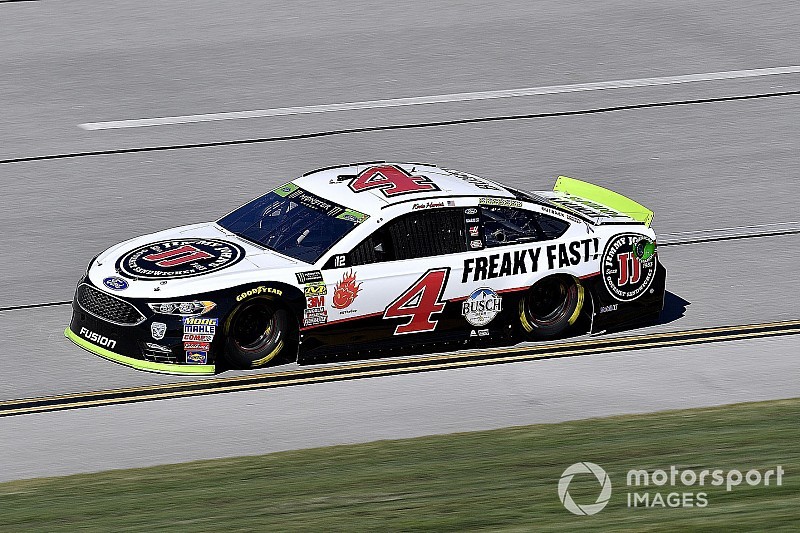 Kevin Harvick holds off his SHR teammates for Stage 2 win at Talladega