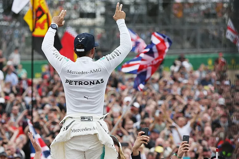 Racewinnaar Lewis Hamilton, Mercedes AMG F1