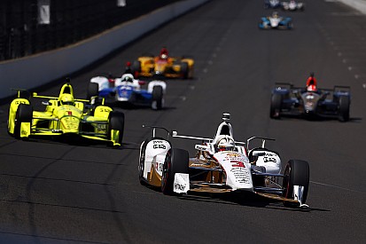 Carb Day - Castroneves le plus rapide, casse moteur pour Hinchcliffe