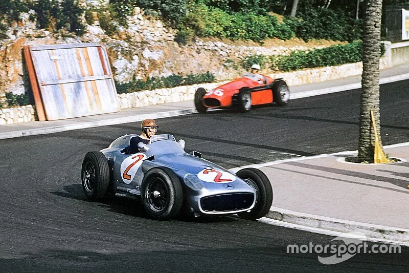 Juan Manuel Fangio, Mercedes-Benz W196